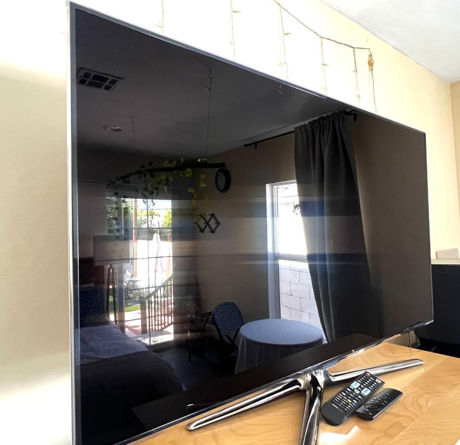 Sweet Tuscan Dreams-Private Entrance & Bathroom With Patio Los Ángeles Exterior foto