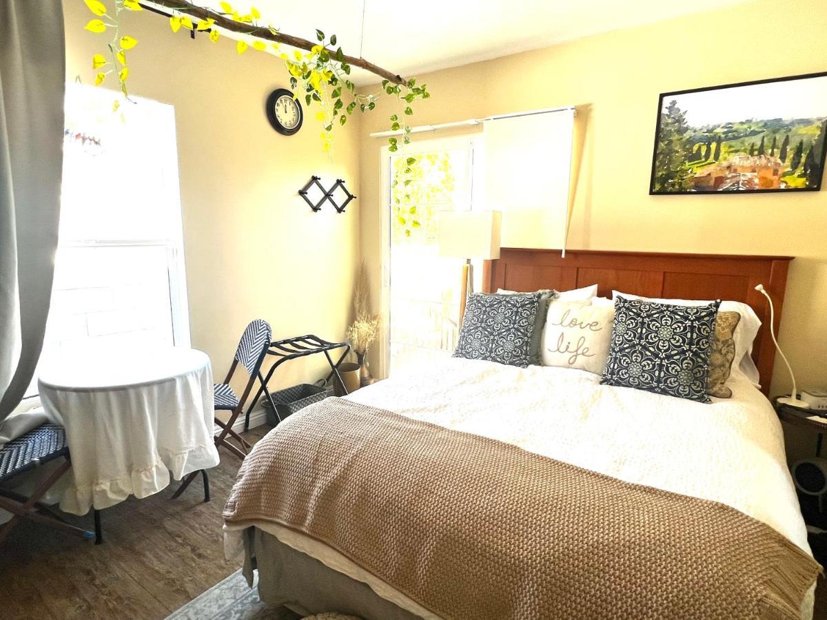 Sweet Tuscan Dreams-Private Entrance & Bathroom With Patio Los Ángeles Exterior foto