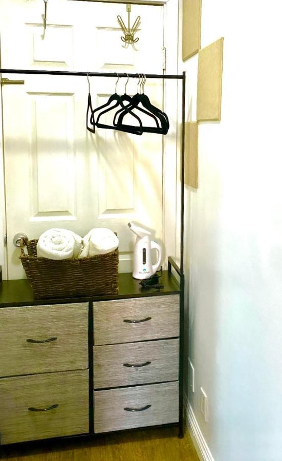 Sweet Tuscan Dreams-Private Entrance & Bathroom With Patio Los Ángeles Exterior foto